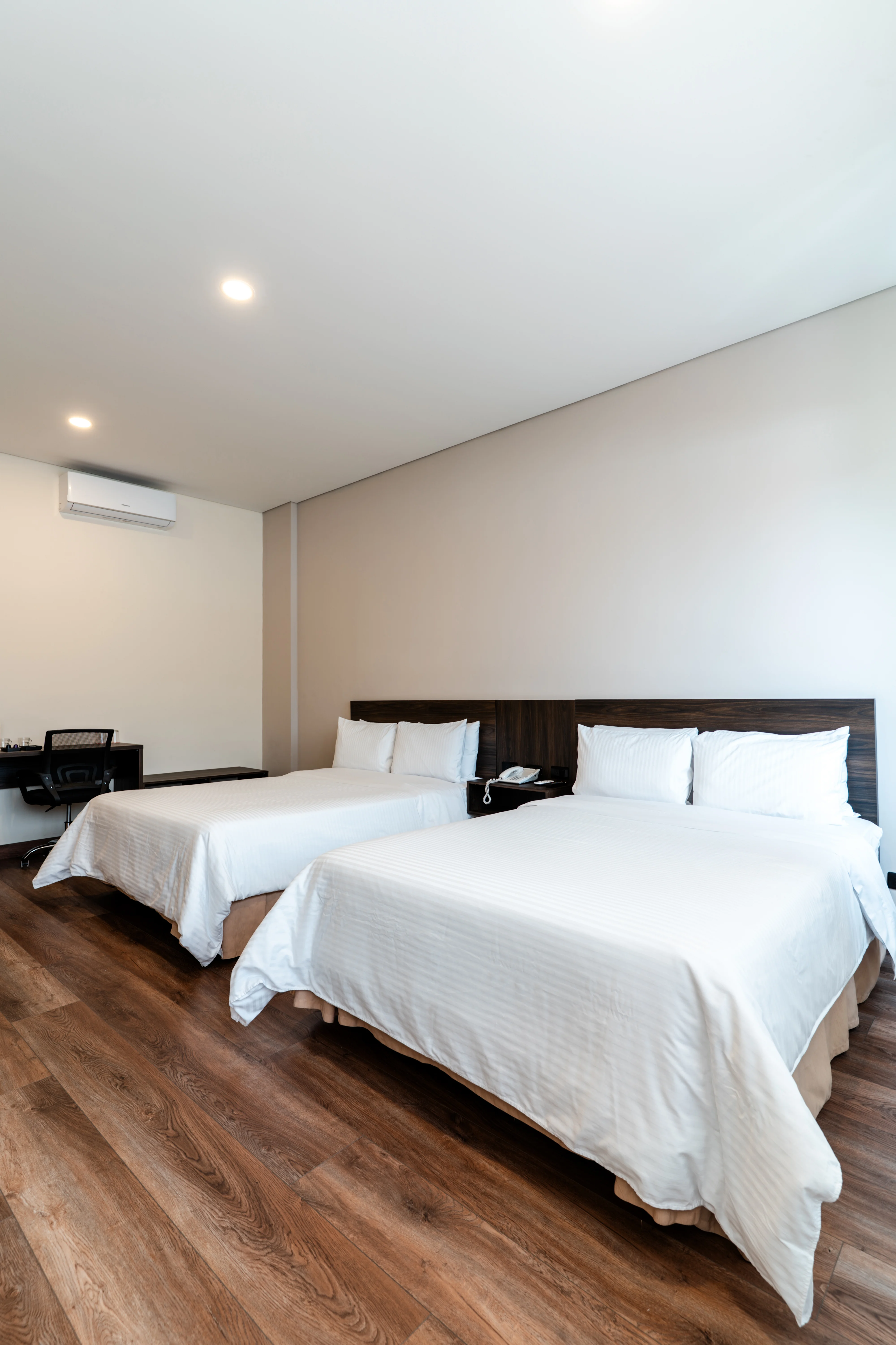 Superior Twin Best Western Plus Hotel San Diego Medellín