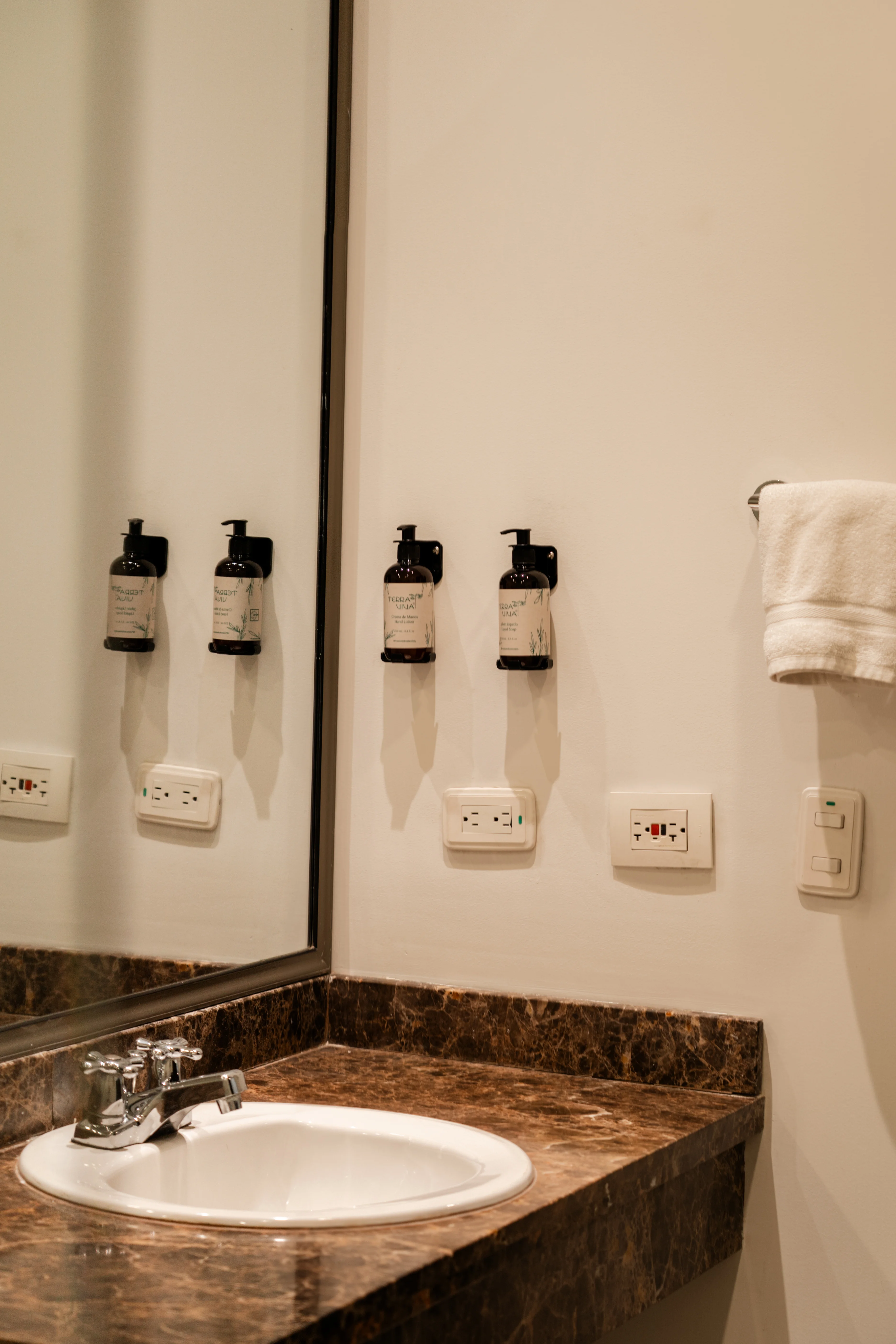 Junior Suite Best Western Plus Hotel San Diego Medellín – baño premium