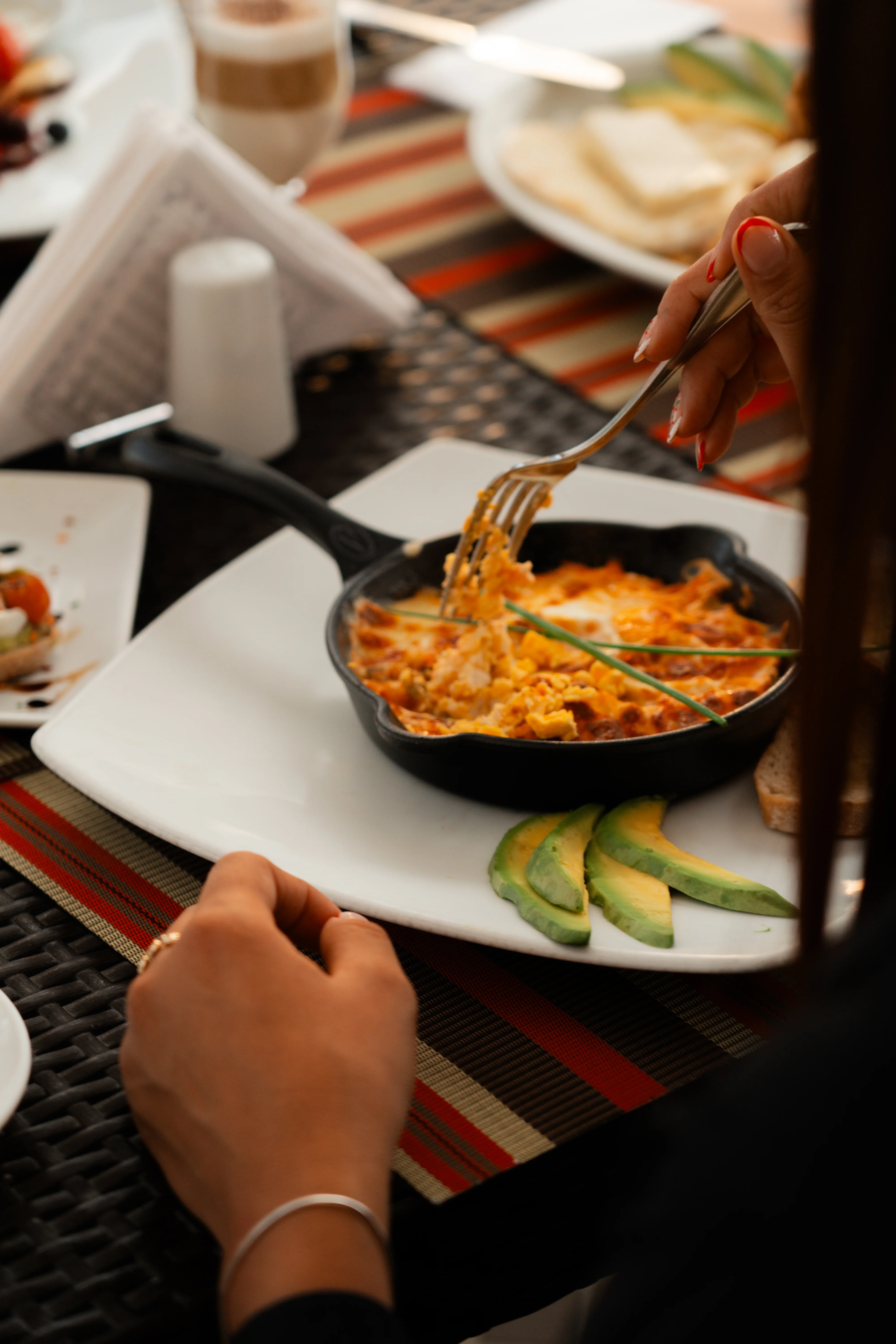 Desayuno buffet Best Western Plus Hotel San Diego Medellín